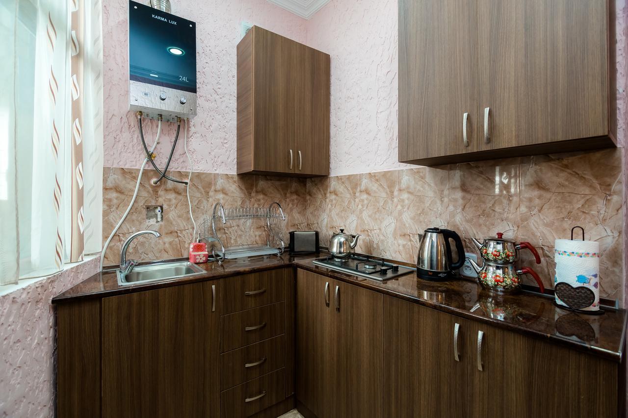 Gabi'S House Appartement Tbilisi Buitenkant foto